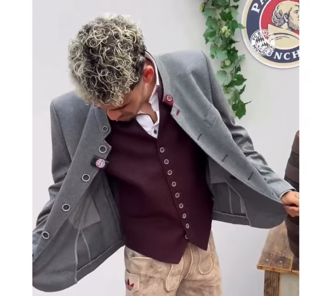 Luis Díaz, el Bávaro: el guajiro se viste con Lederhosen y comparte risas con Manuel Neuer