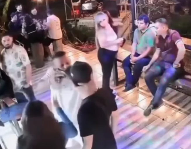 Hombre armado desató pánico en discoteca