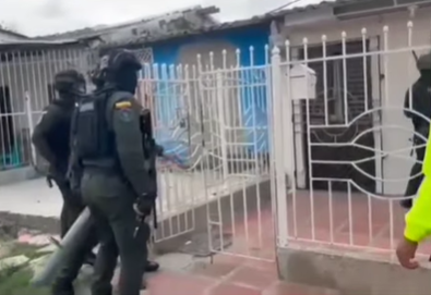 Policía incauta más de 500 elementos usados para licor adulterado en Barranquilla