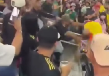 Pelea entre hinchas empaña la goleada de Colombia sobre México