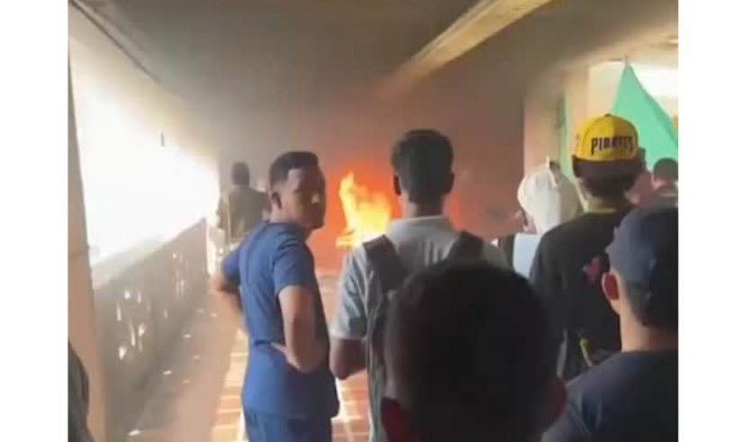 Regreso a clases en Uniatlántico termina con disturbios y quema de oficinas en la sede Norte