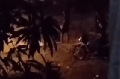 Joven se lanza al arroyo El Salao durante fuerte aguacero en Terranova