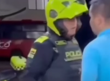 «Usted me hace echar y lo ‘pelo’, gonorrea»: Policía amenaza a abogado… lo botaron