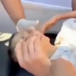 Mujer tailandesa declarada muerta por error despierta dentro de un ataúd minutos antes de ser incinerada