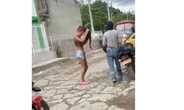 Mototaxista termina en plena ‘batalla campal’ trans un desacuerdo que encendió las redes