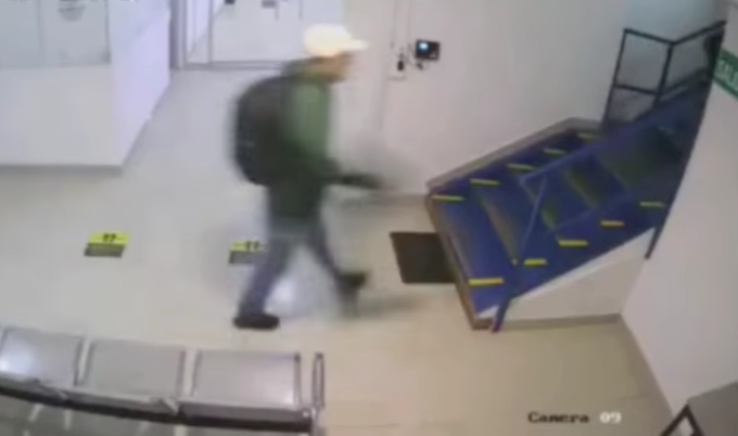 LADRONES SE LLEVARON DESFIBRILADOR AVALUADO EN MÁS DE $30 MILLONES DE SEDE DE BELLOSALUD