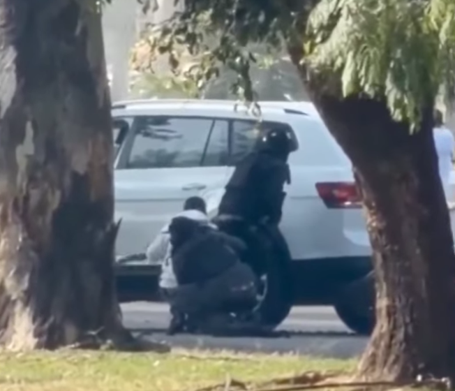 Balacera: camineta Lamborghini, 3 muertos 5 heridos y 400 casquillos percutados