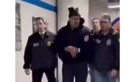 «Hello. Happy new year»: Maduro entró saludando al edificio de la DEA en Nueva York