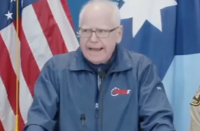 “Están sembrando caos y violencia”: Gobernador de Minnesota a Trump por operativos de ICE