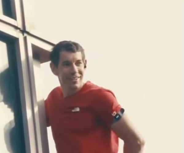 Alex Honnold y los 508 metros del vértigo: el video que dejó sin aliento a Taiwán