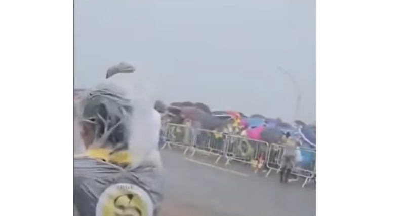 Rayo cae en acto por Bolsonaro y deja varios heridos en Brasilia