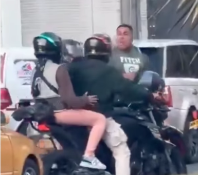 Pelea entre motociclistas termina a tiros en plena calle de Bogotá