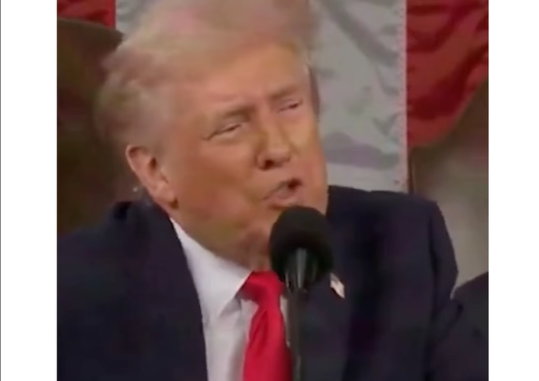 Trump dice que Macron apoyará la reapertura del Estrecho de Ormuz