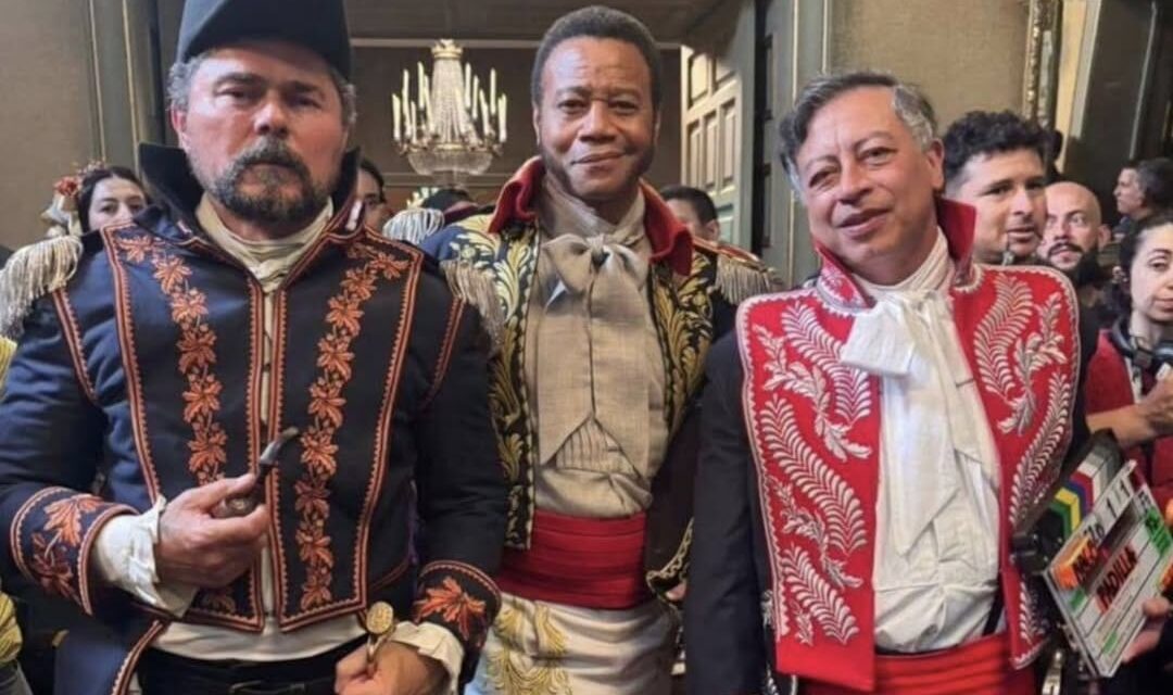 Petro salta del Palacio a la pantalla grande… con dinero público