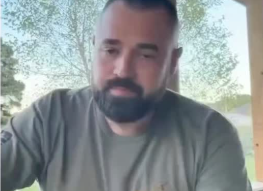 Hombre acusado de matar al violador de su hija gana primaria republicana para sheriff en Arkansas