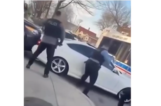 Persecución policial deja 2 heridos y un muerto