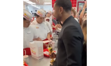 Michael B. Jordan celebró su Óscar cenando hamburguesas