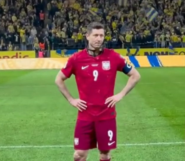 Lewandowski, golpeado tras la eliminación de Polonia rumbo al Mundial 2026
