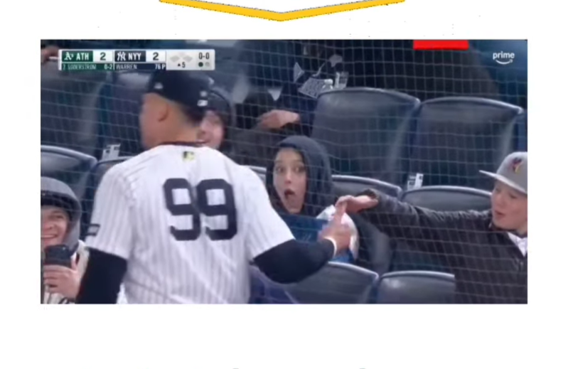 ¡Dame esos cinco!: Judge saluda a un fanatico