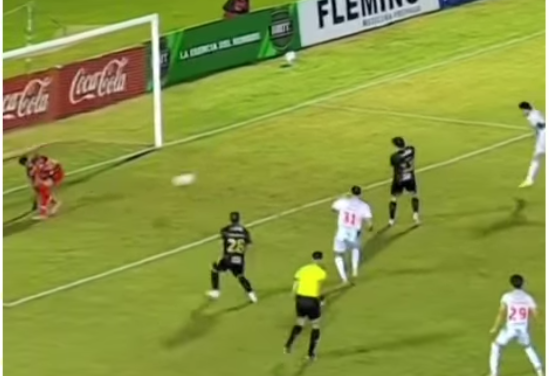El autogol más insólito
