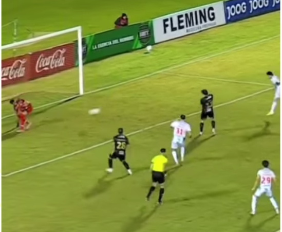 El autogol más insólito