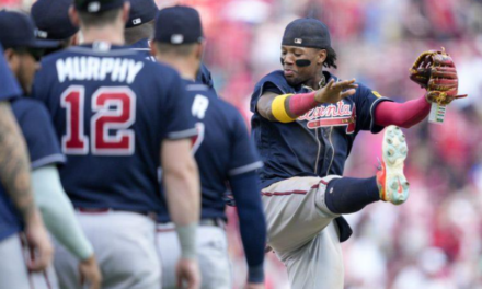 Los Bravos : líderes e invictos