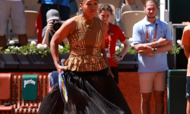Naomi Osaka vuelve a deslumbrar con su atuendo