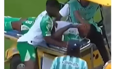 EL CARRITO MÉDICO ATROPELLÓ A UN JUGADOR. SÍ, EN SERIO