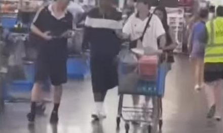 LAMINE YAMAL DESCUBRIÓ QUE EN WALMART PUEDE SER INVISIBLE