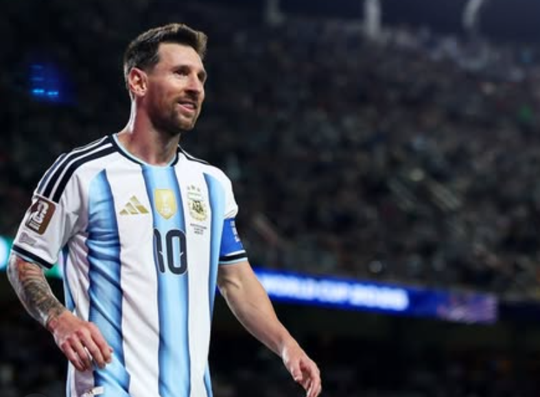 Messi volvió a hacer historia y Argentina arrancó con pie derecho