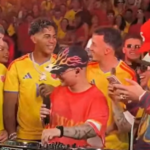 ¡Lamine Yamal se puso la camiseta de Colombia y se contagió del sabor colombiano!