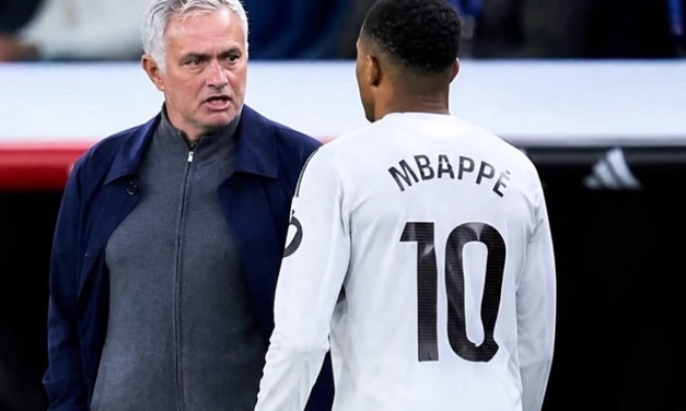 Mbapé sube video montando cicla y Mourinho lo regaña