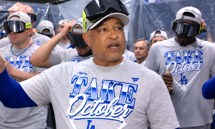 “NO HAY EQUIPO MÁS TALENTOSO QUE LOS DODGERS”: DAVE ROBERTS ENCENDIÓ EL VESTUARIO